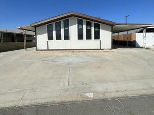 House for sale in Thousand Palms, California
