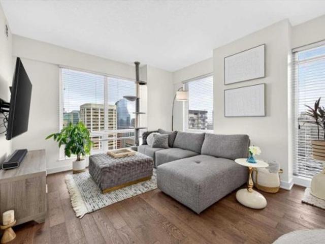 Condo for sale in Downtown Commercial Core, Calgary