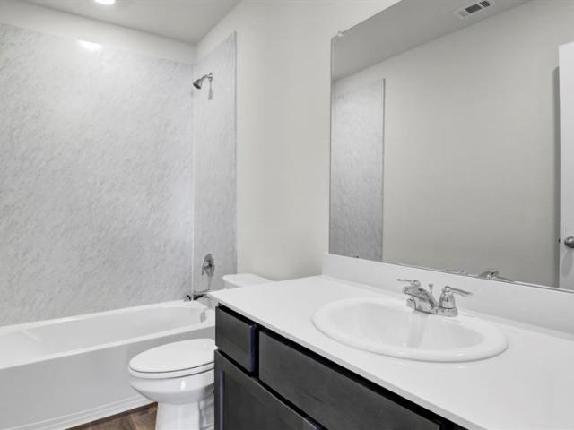 House for sale in Ellis, Texas