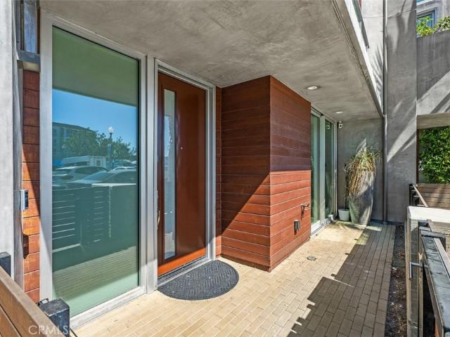 Condo for sale in Newport Beach Condo for sale in Newport Beach