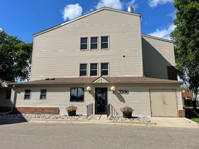 Condo for sale in Moorhead, Clay County