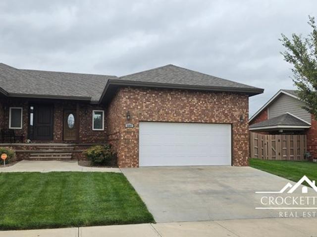 Townhouse for sale in Garden City, Finney County