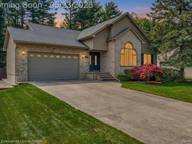 House for sale in Fort Gratiot, Michigan