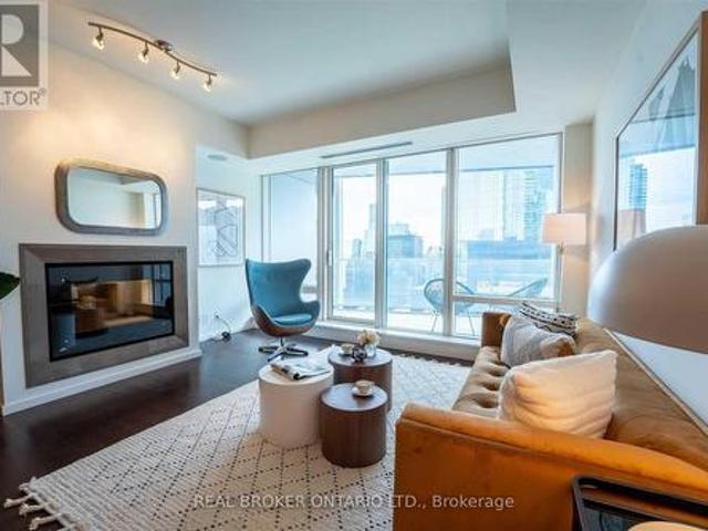 Condo for sale in Spadina—Fort York, Toronto