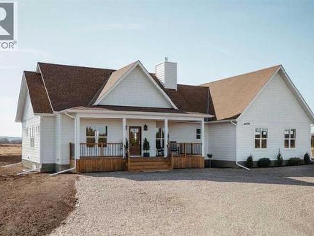 House for sale in Alberta