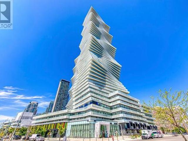 Condo for sale in City Centre, Mississauga
