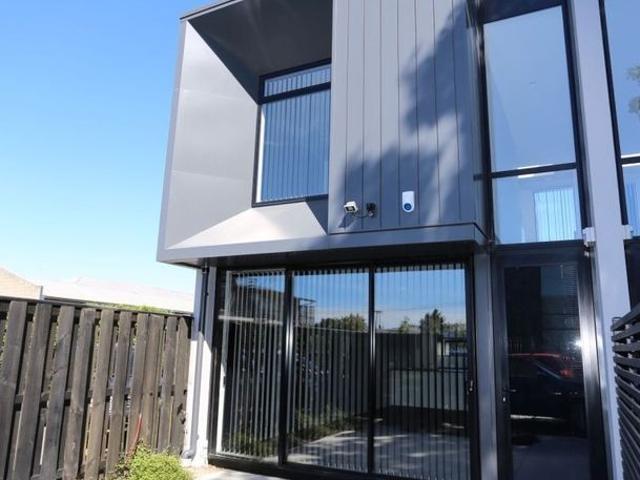 House for rent in Heathcote, Canterbury