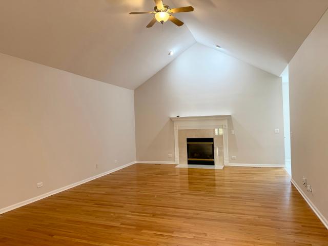 House for sale in Mchenry, Illinois