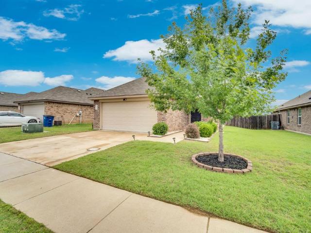 House for sale in Ellis, Texas