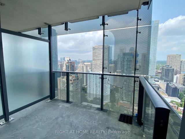 Condo for rent in Toronto, Golden Horseshoe