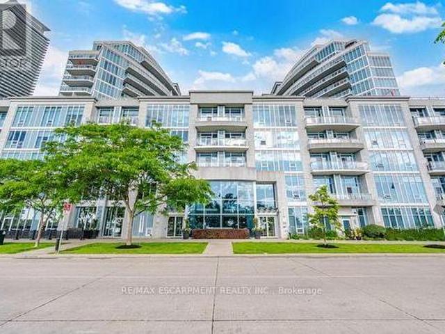 Condo for sale in Woburn, Ontario