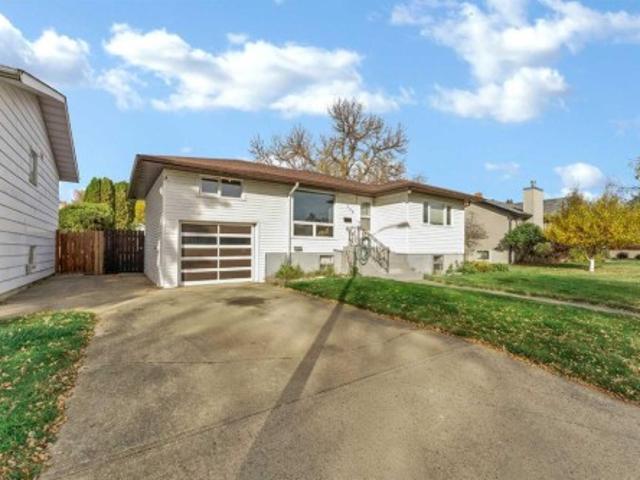 House for sale in Medicine Hat