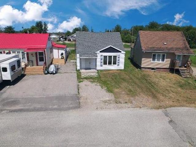 House for sale in Geraldton, Ontario