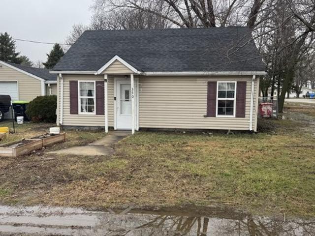 House for sale in Douglas, Illinois