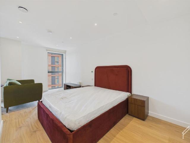 Studio for rent in Alperton, Greater London