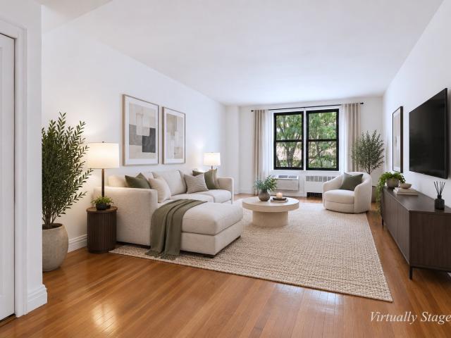Property for sale in Manhattan Community Board 8, New York
