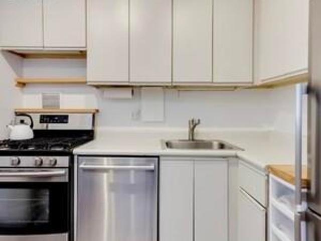 Condo for sale in Arverne, New York