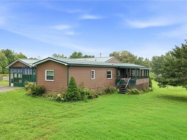 House for sale in Mercer, Pennsylvania