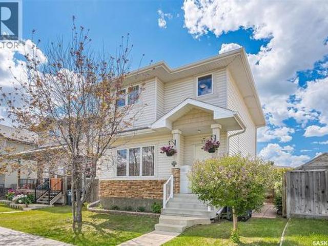House for sale in Saskatoon, Saskatchewan