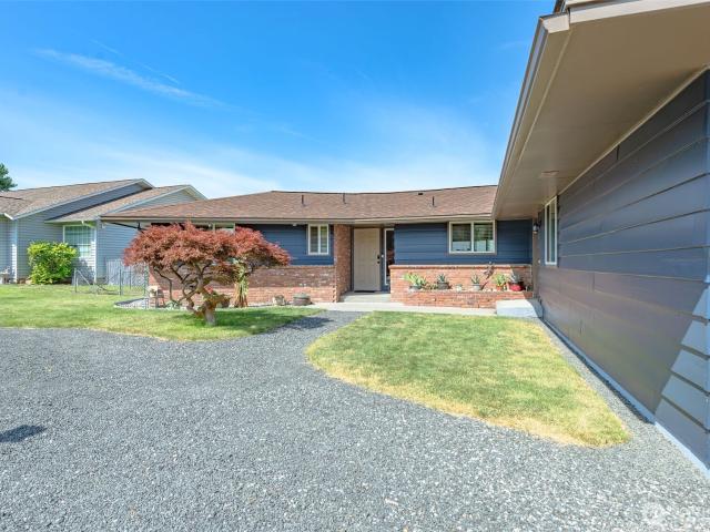 House for sale in Electric City