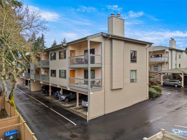 Condo for sale in Bainbridge Island, Washington