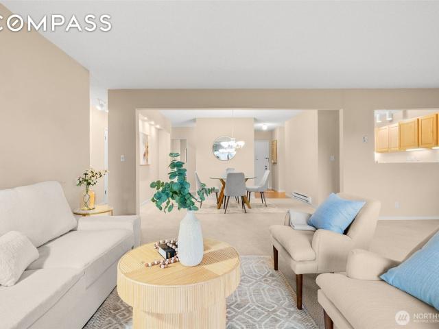 Condo for sale in Bainbridge Island, Washington