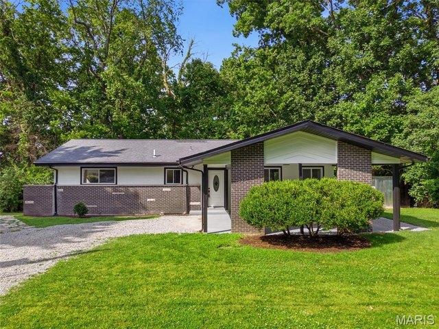 House for sale in Belleville, Illinois