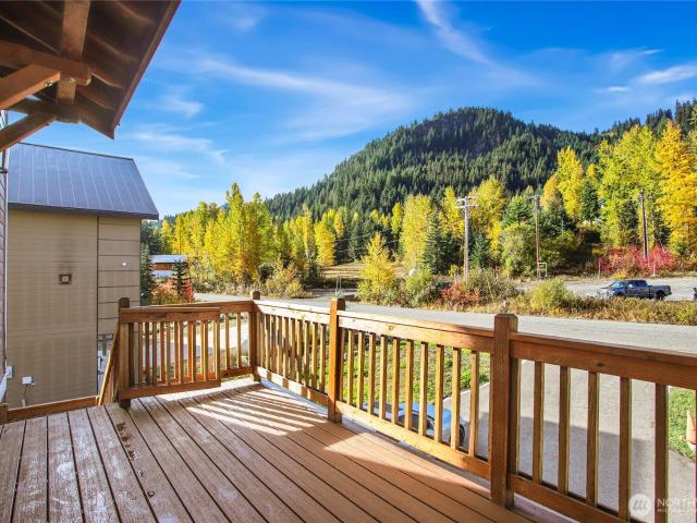House for sale in Snoqualmie Pass, Washington