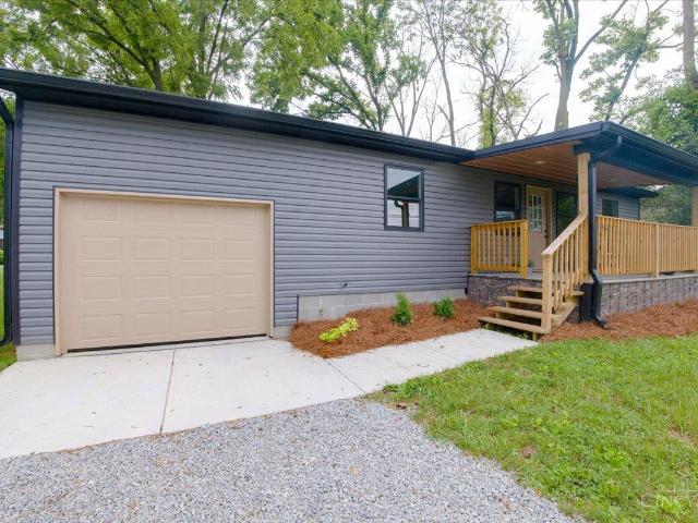 House for sale in Leesburg, Ohio