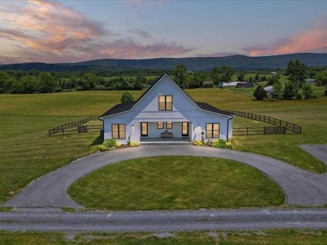 House for sale in Charles Town, West Virginia