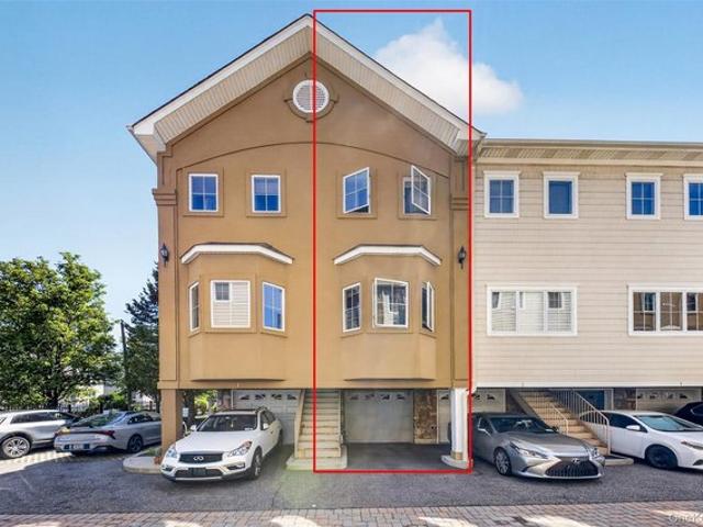Condo for sale in Nassau, New York