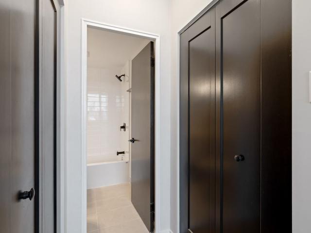 Apartment for rent in Mulhurst Bay, Ontario