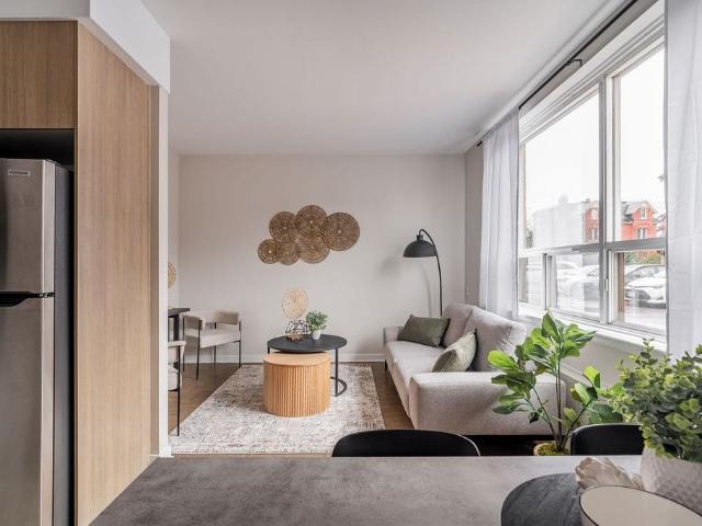 Apartment for rent in Somerset, Ottawa