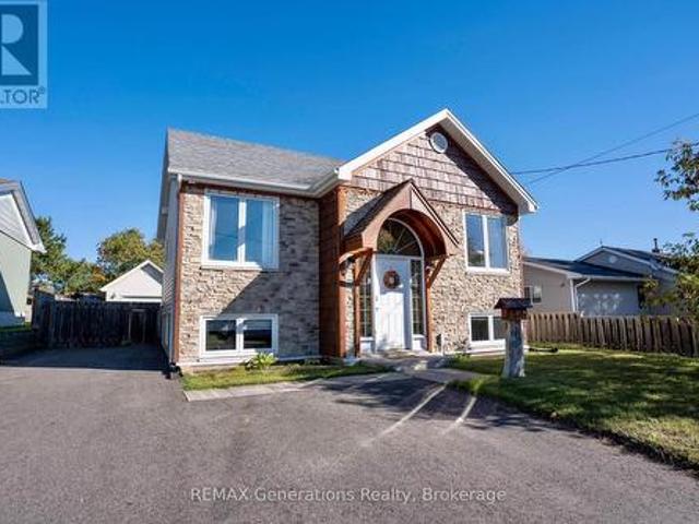 House for sale in Thunder Bay, Ontario