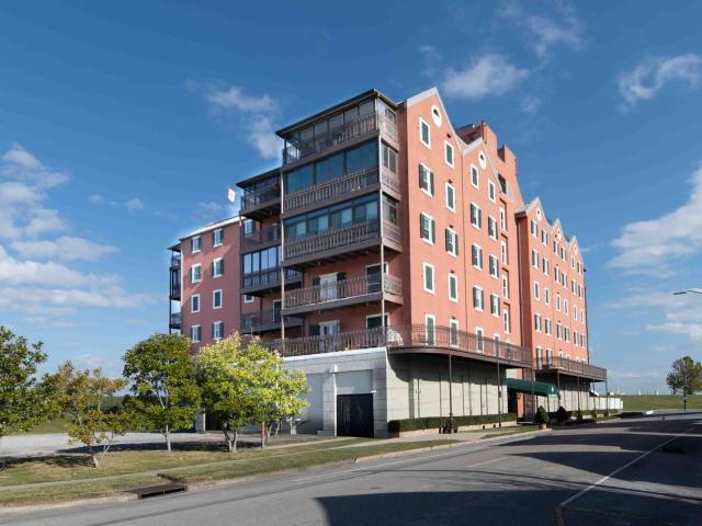 Condo for sale in New Orleans, Louisiana