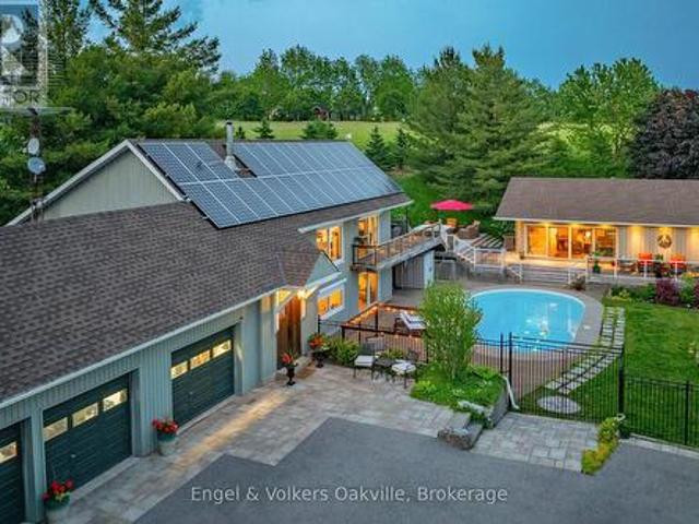 House for sale in Ancaster, Ontario