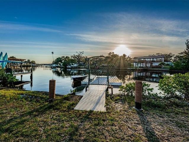 House for sale in Tarpon Springs, Florida
