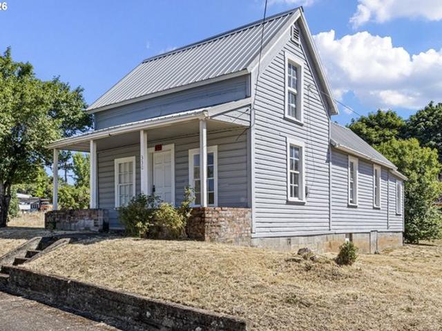 House for sale in Oregonia