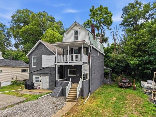 House for sale in Carnegie, Pennsylvania