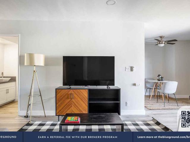 Apartment for rent in Beverly Hills, California