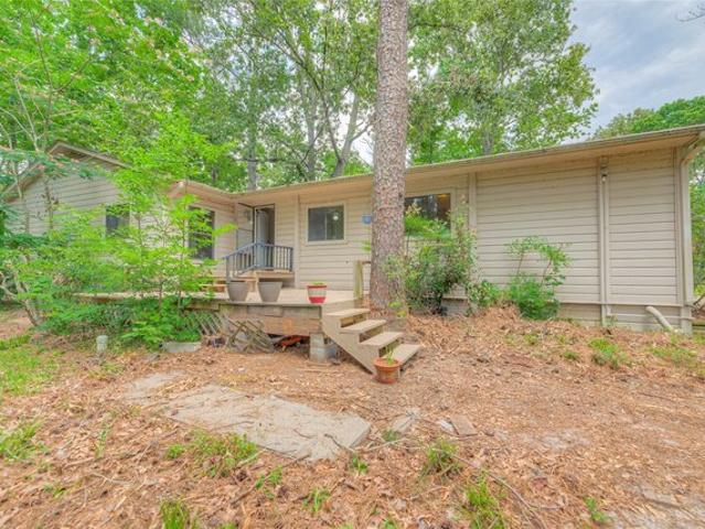 House for sale in Oakhurst, Texas