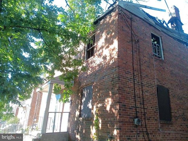 Townhouse for sale in Trenton, New Jersey
