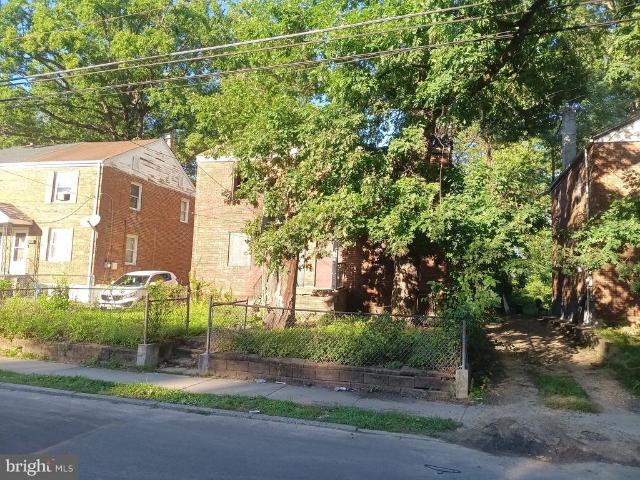 Townhouse for sale in Trenton, New Jersey