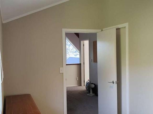 House for rent in Paremoremo, Oroua County