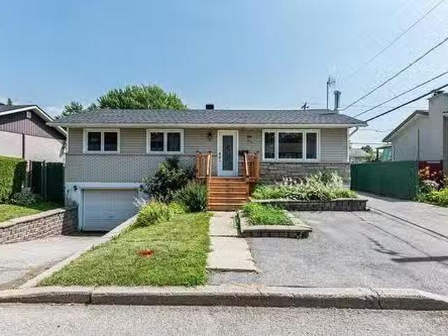 House for sale in Roussillon, Quebec