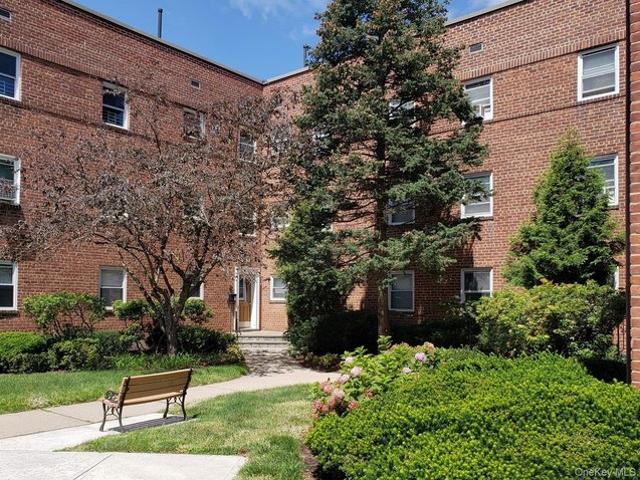 Condo for sale in Tarrytown, New York