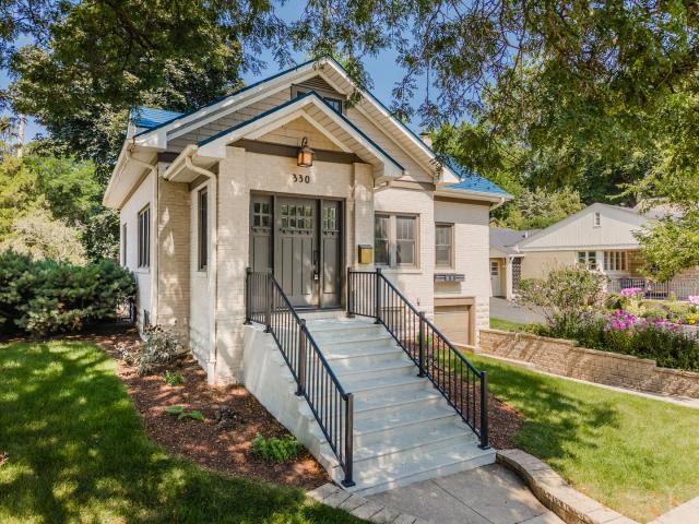 House for sale in Geneva, Illinois