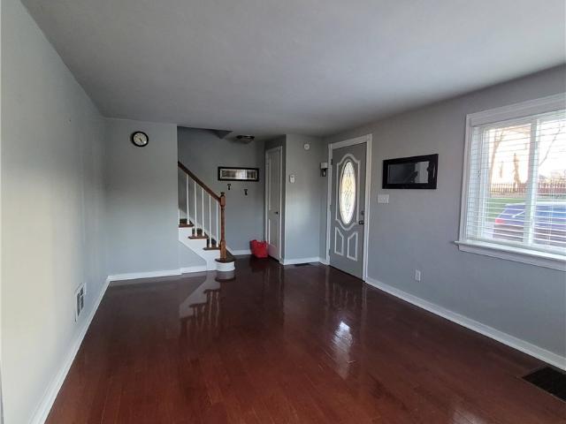 House for sale in Rosslyn Heights, Carnegie