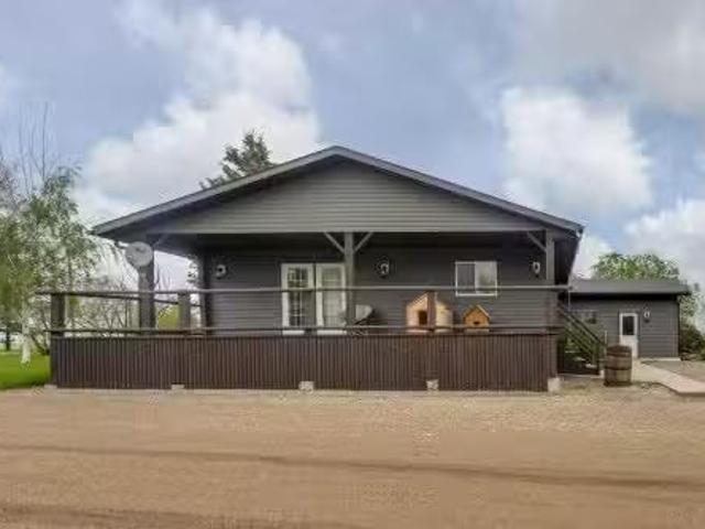 House for sale in Kneehill County, Alberta