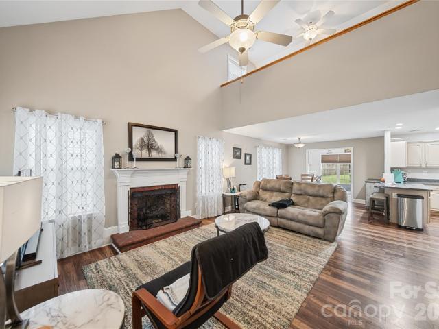House for sale in Bethel Glen, Midland